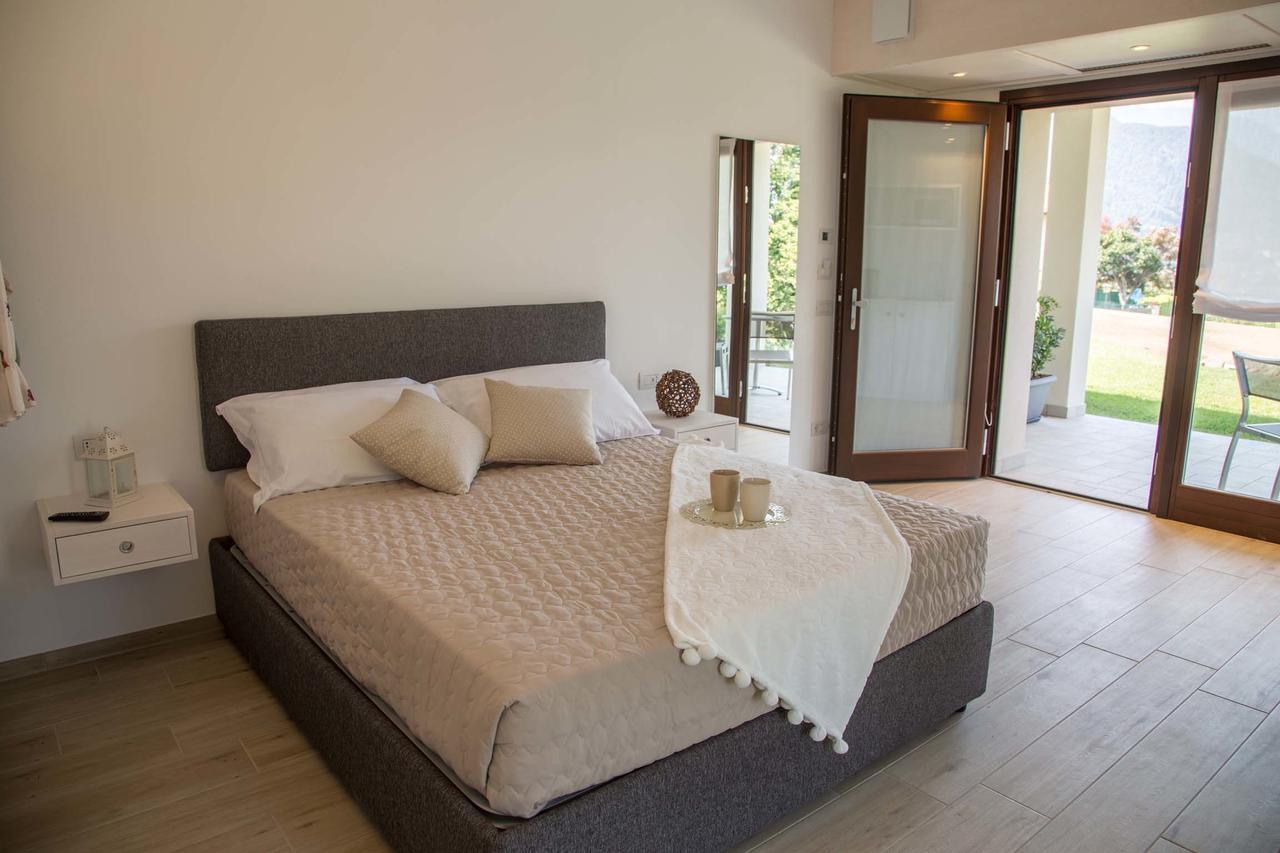 Villa La Rosa B&B Белладжо Экстерьер фото